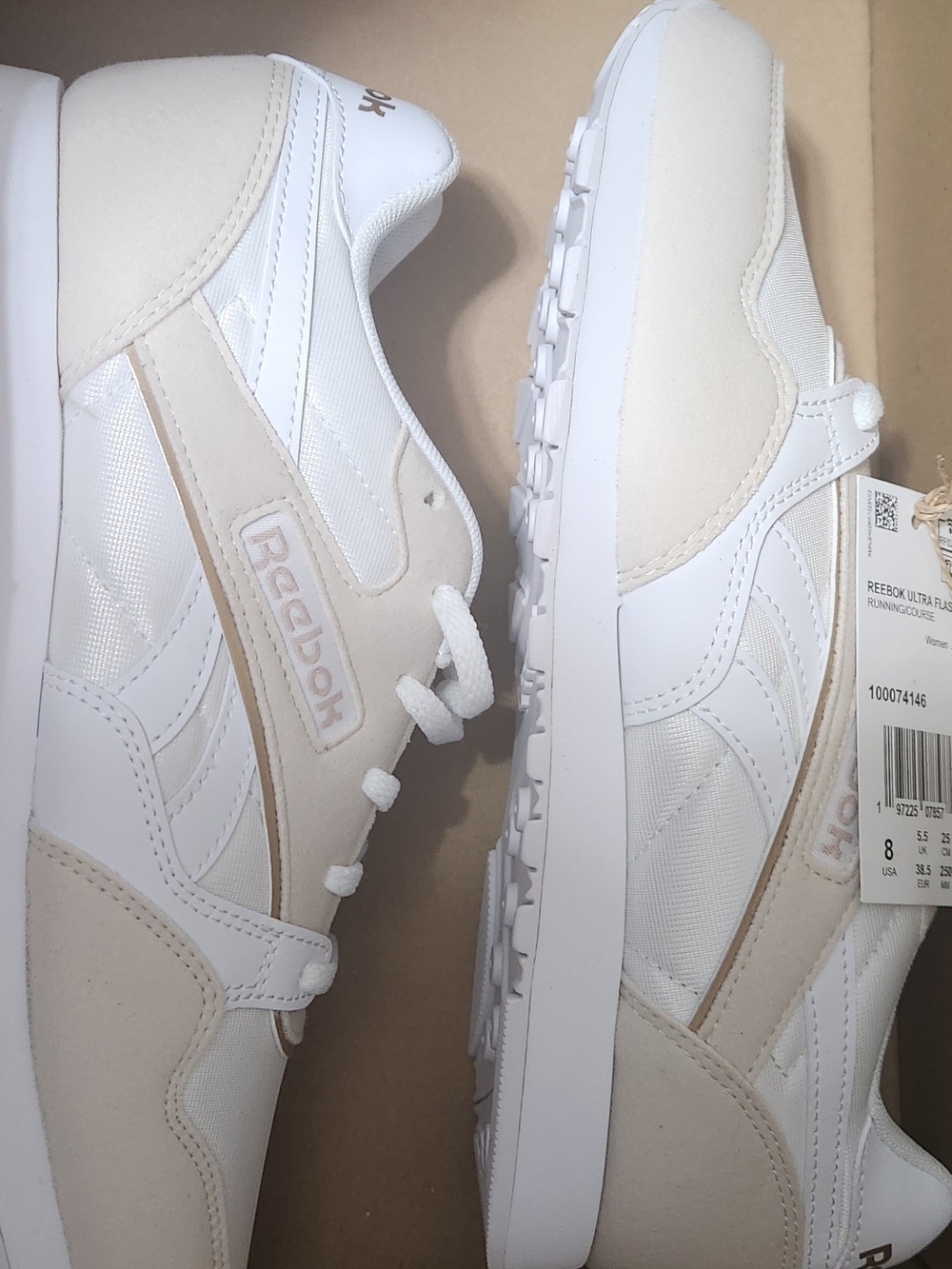 NIB Reebok Ultra Flash WomensLow Top Lace Up Sneakers White/Beige Colorblock 8